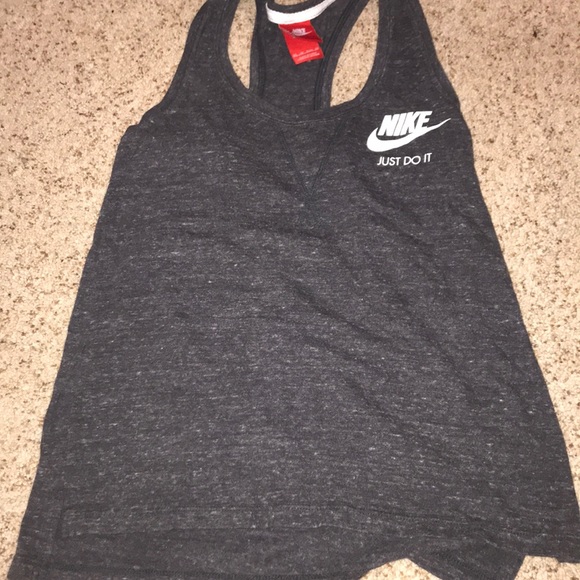 Nike tank top - Picture 1 of 2